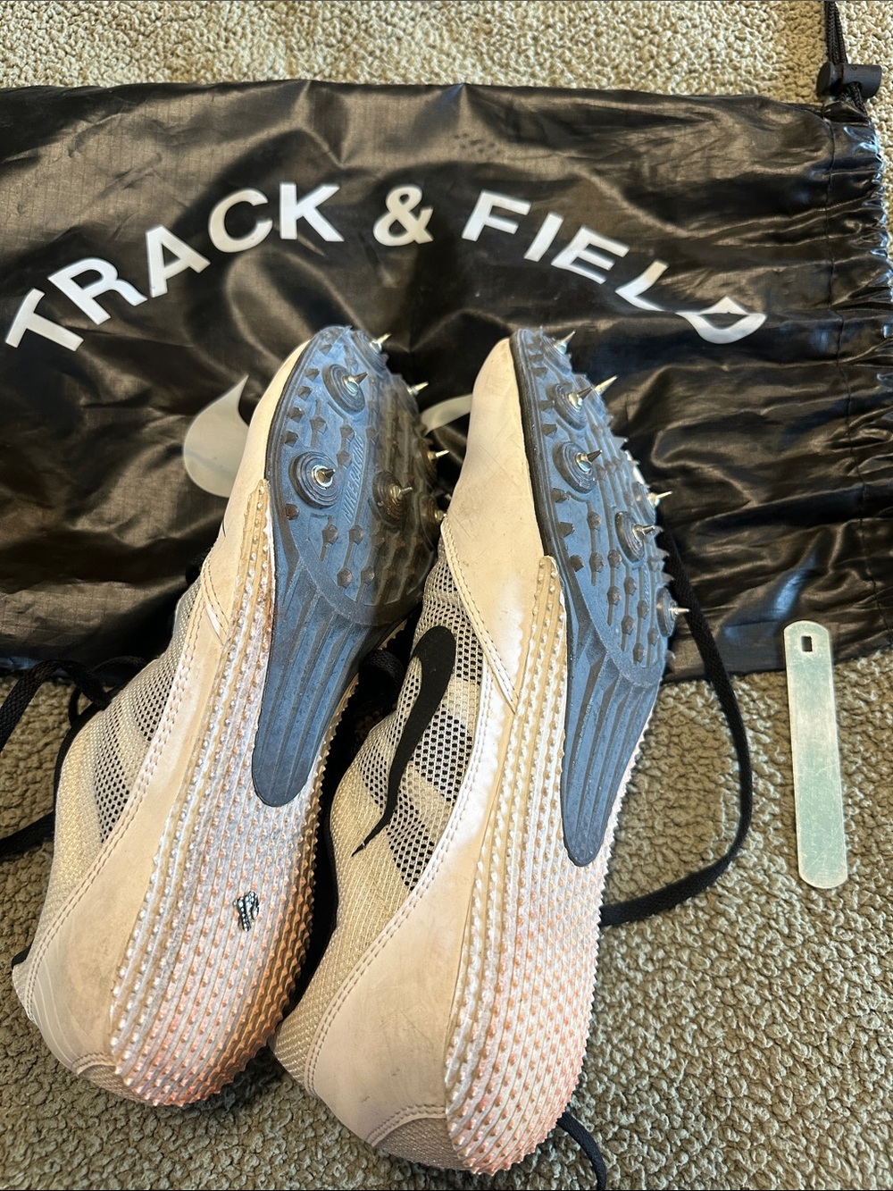 Nike White and Black Men's Track Spikes with Neon Lime Inner Detail - Picture 2 of 5